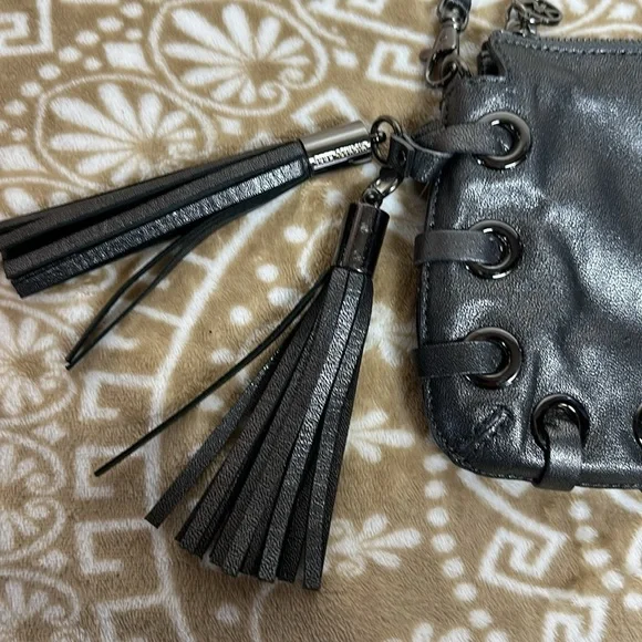 Micheal Kors Grey Metallic Wristlet- Bag - Picture 3 of 10